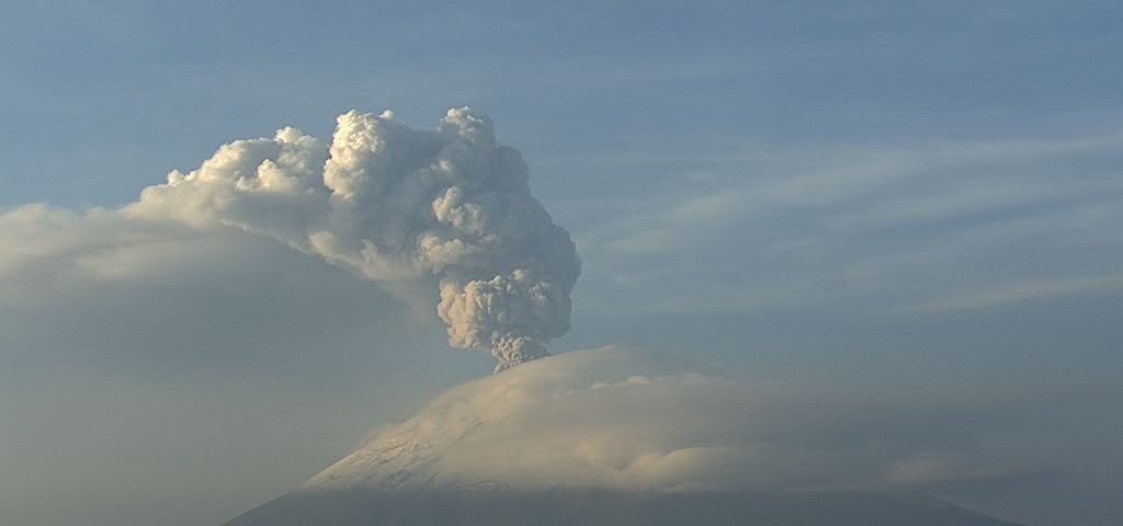 Popocatépetl suma 10 exhalaciones durante este martes