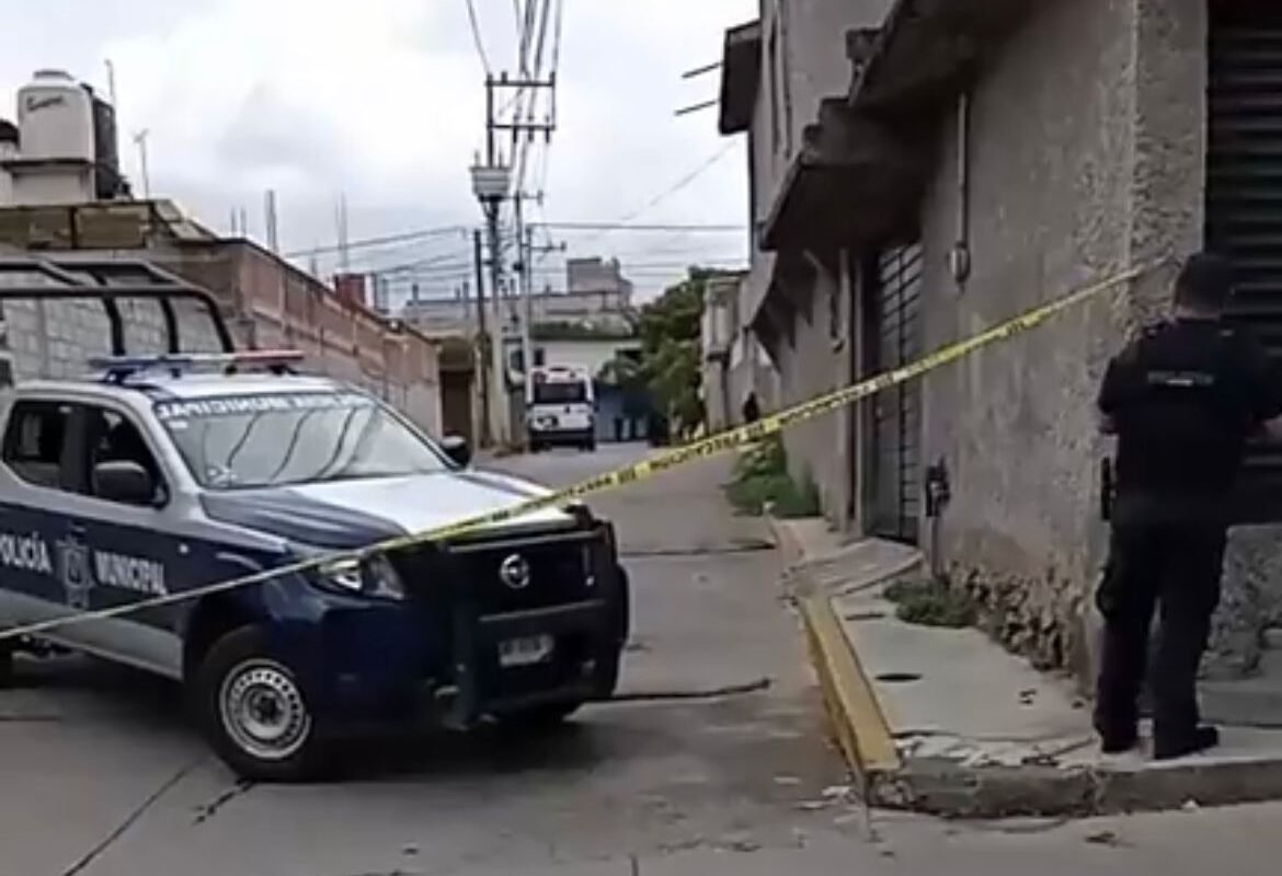 Hallan a hombre sin vida dentro de su automóvil BMW